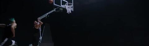  扣篮大赛激情上演，空中飞人争夺桂冠