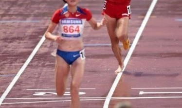  施瓦茨曼马拉松大战，里约公开赛惊险夺冠