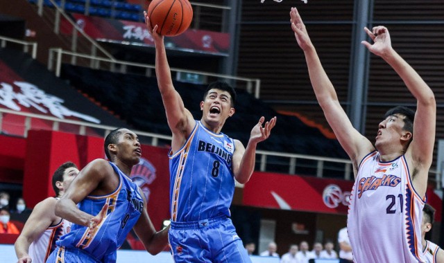  布伦森末节发威尼克斯逆转活塞