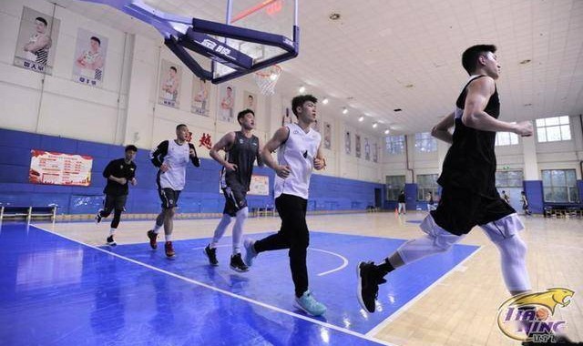  篮球青训体系改革，基层教练员培训启动