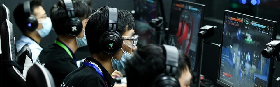  老将新人同台竞技书写电竞传奇