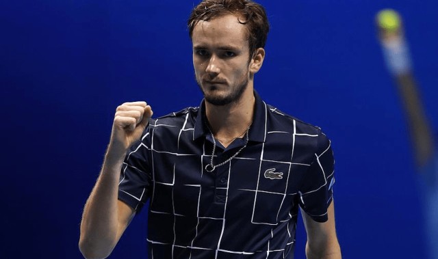  梅德韦杰夫强势登顶，ATP年终总决赛称王