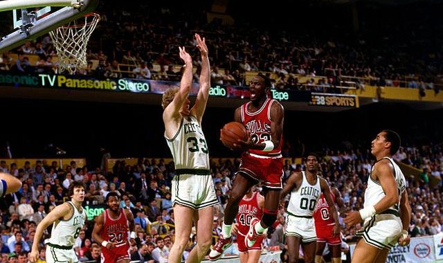  三分暴雨倾盆而下刷新单场纪录