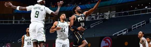  字母哥暴扣统治内线，雄鹿轻取魔术获连胜