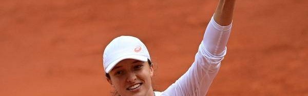  斯维亚泰克横扫群雄，波兰天骄首夺法网