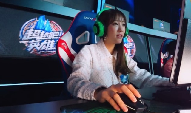  电竞女选手破纪录，巾帼不让须眉男
