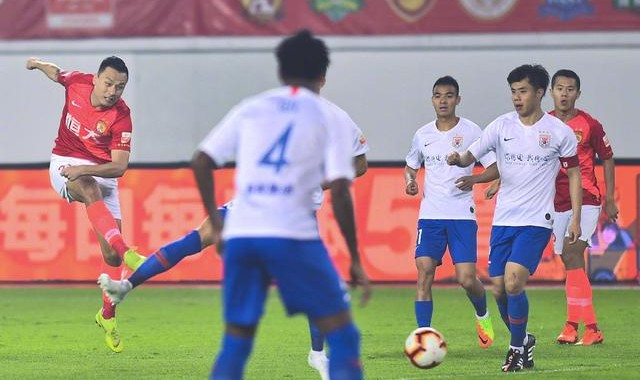  青年军刮起青春风暴，连胜势头不可挡