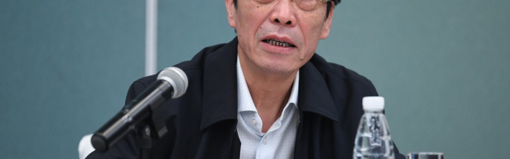  篮球裁判严格执法，公平竞赛保障进行