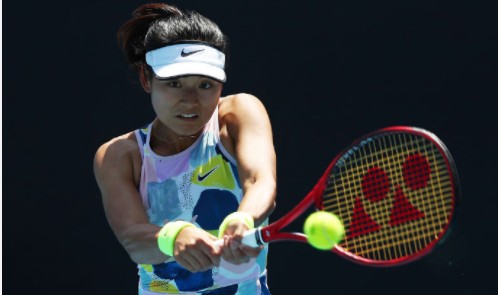  贾巴尔网前灵动，迈阿密公开赛挑落世界前三