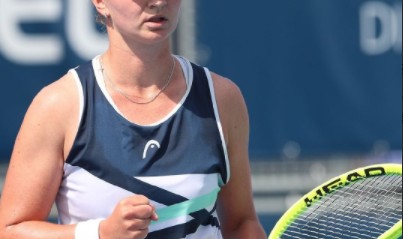  克雷吉茨科娃黑马之路闯进决赛