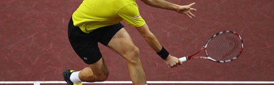  网坛老将宝刀未老，瓦林卡逆转进四强