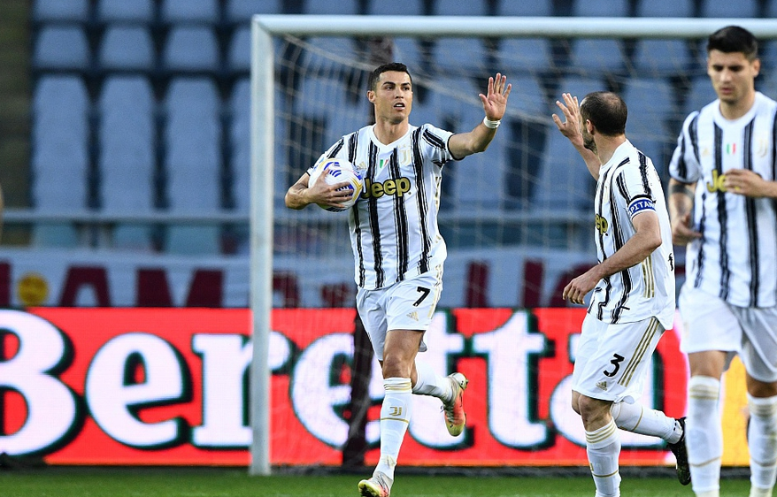  意甲榜首争夺白热化，尤文国米互不相让