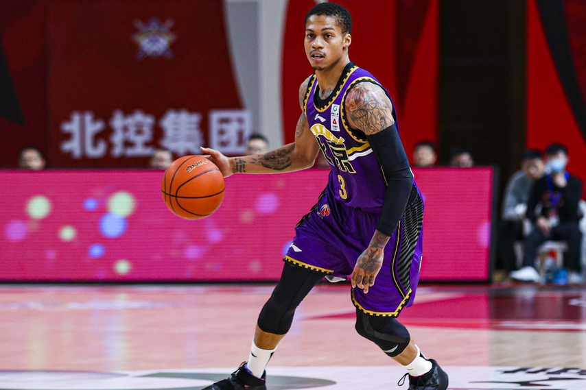  北控男篮多点开花，主场大胜南京同曦队