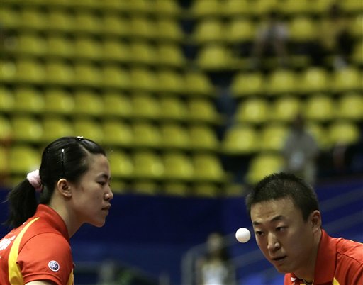  梅总双打默契配合，美网混双决赛勇夺桂冠