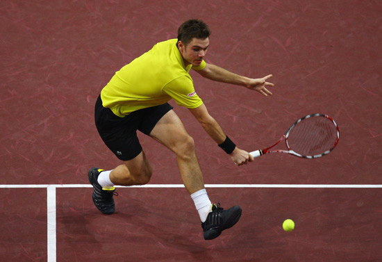  网坛老将宝刀未老，瓦林卡逆转进四强