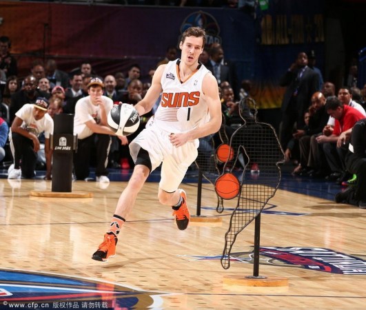  全明星周末欢乐多，技巧挑战展现球星风采